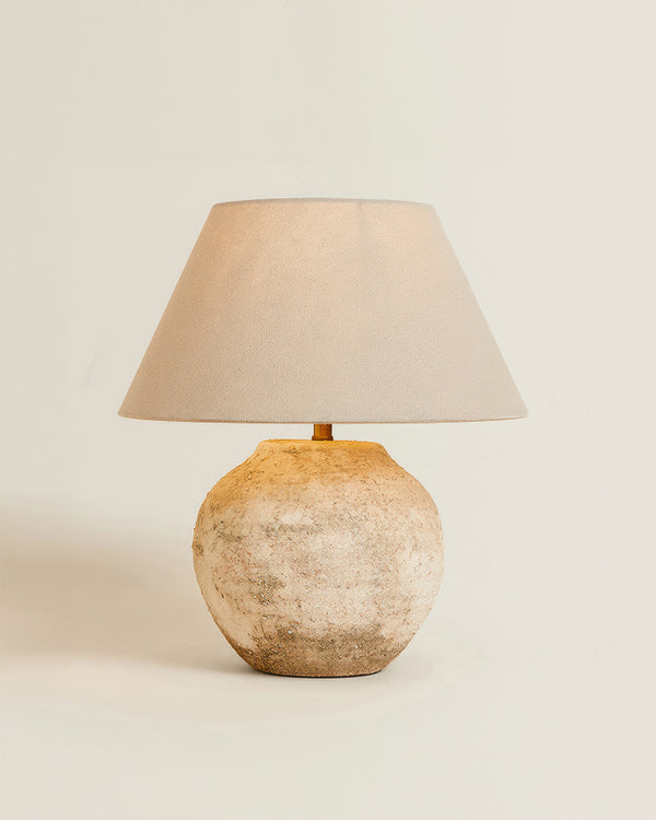 Oriental Oasis Retro Clay Table Lamp